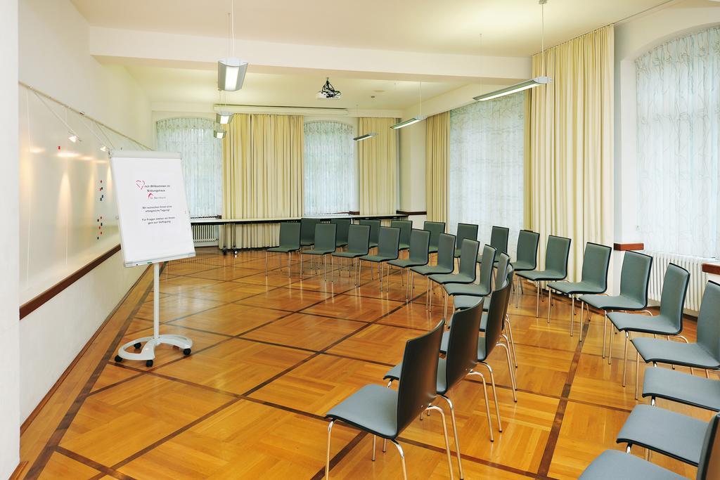 Bildungshaus St. Bernhard - Wohnen Und Tagen Hotell Rastatt Eksteriør bilde